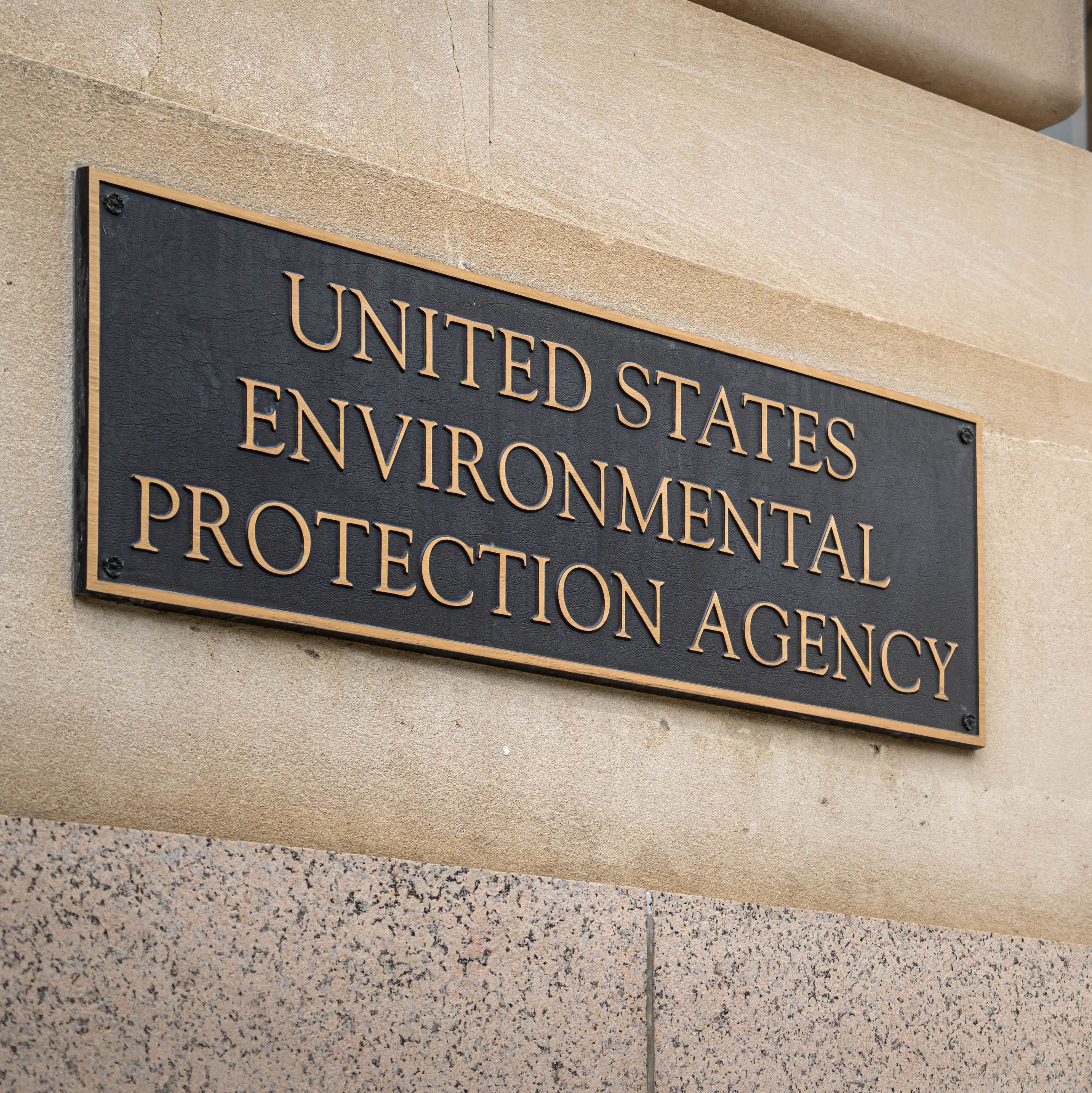 EPA Will Revisit Biden-Era Ban on the Last Type of Asbestos Used in US 
